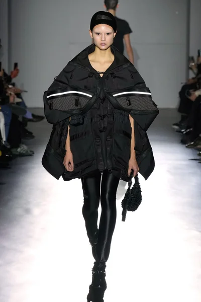 Look 22